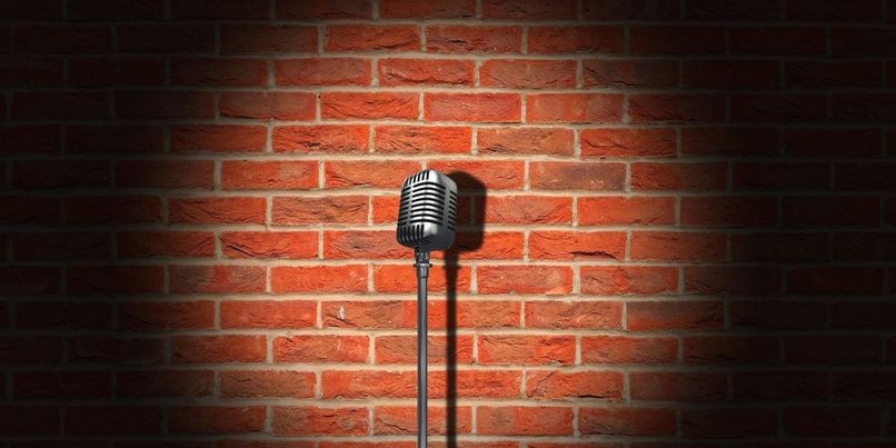 Comedy mic