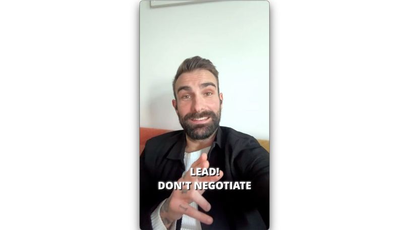 un women campaign revolt