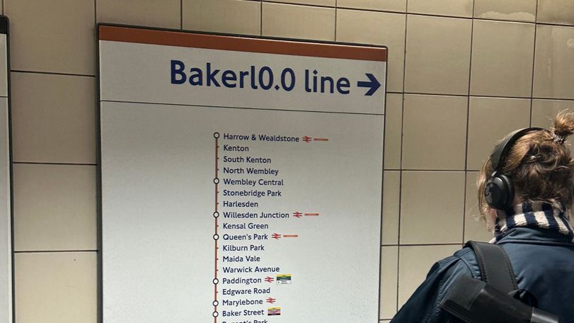 Bakerl00 sign