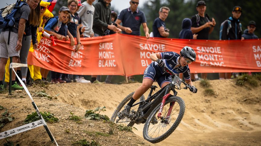 Justine tonso - World Cup Les Gets - e-MTB 