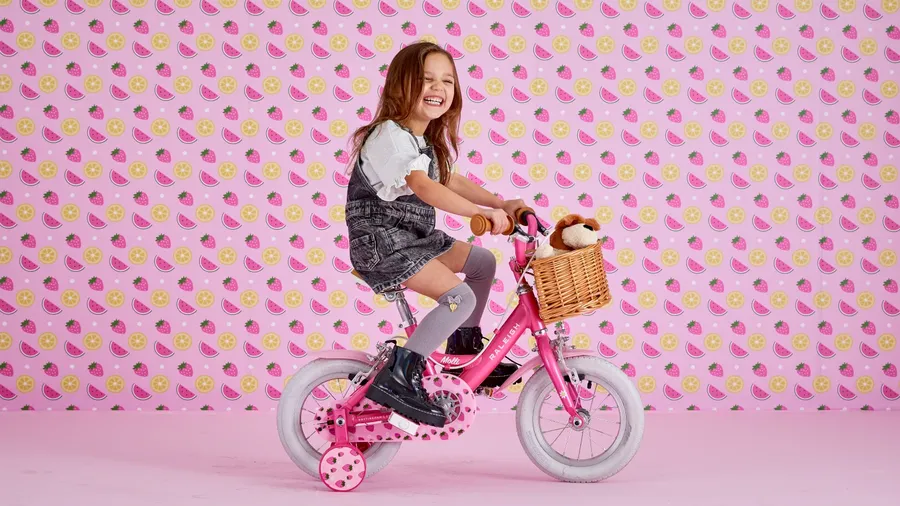 Girl on a Raleigh Molli Kids Bike