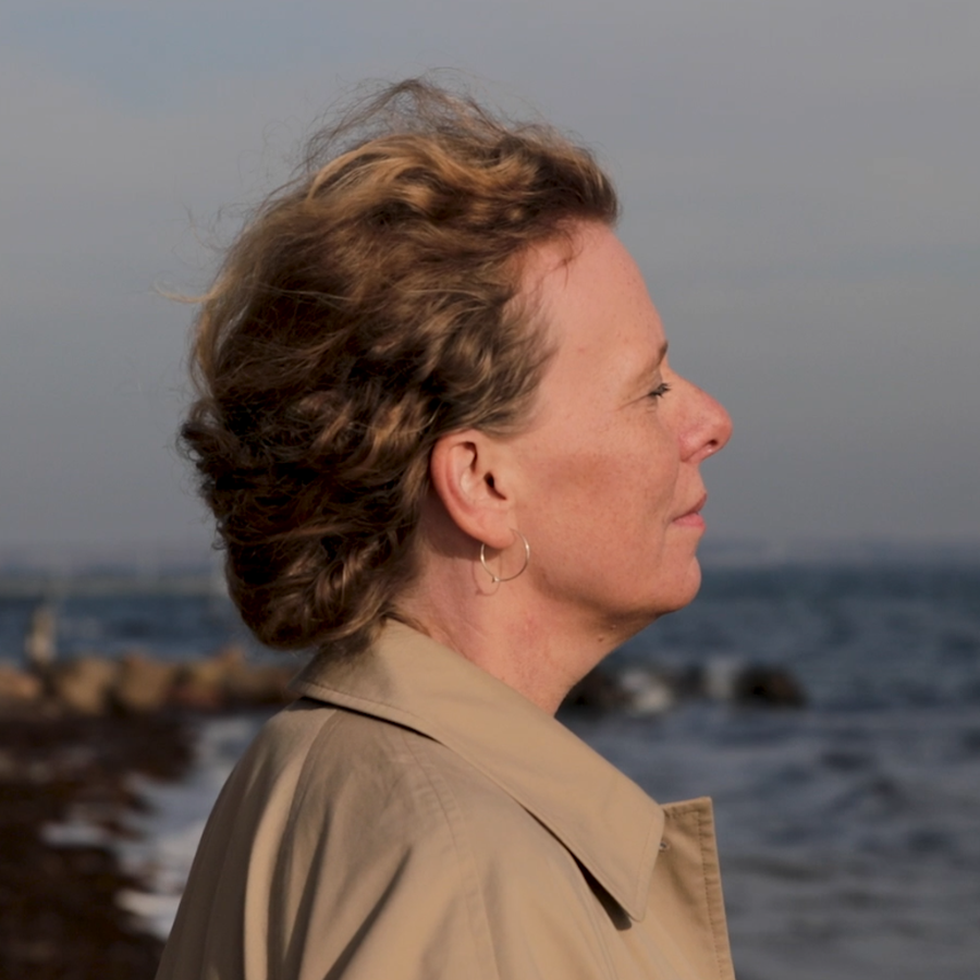 Forfatterinterview: Lotte Kirkeby fortæller om 'Hvis man ikke vidste bedre'