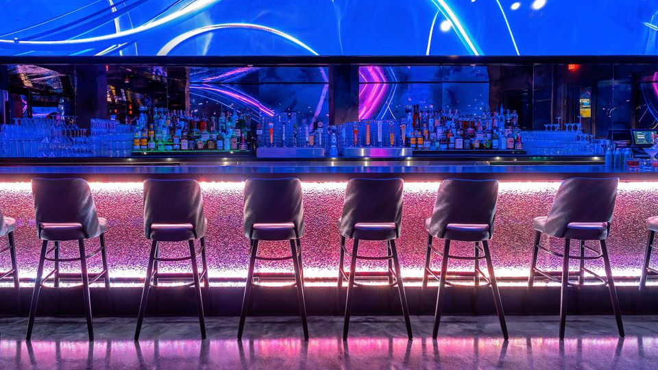 Atomic Golf Cosmic Lounge | Sensitile