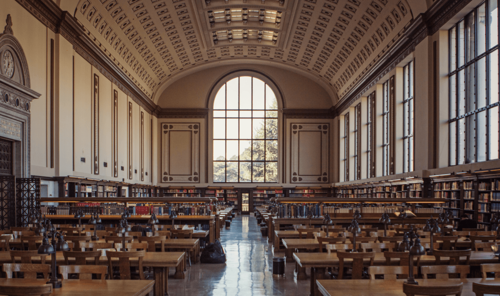 Platform library. Йельский университет США библиотека. Йельский университет США Эстетика. Йельский университет библиотека. Yale University США внутри.