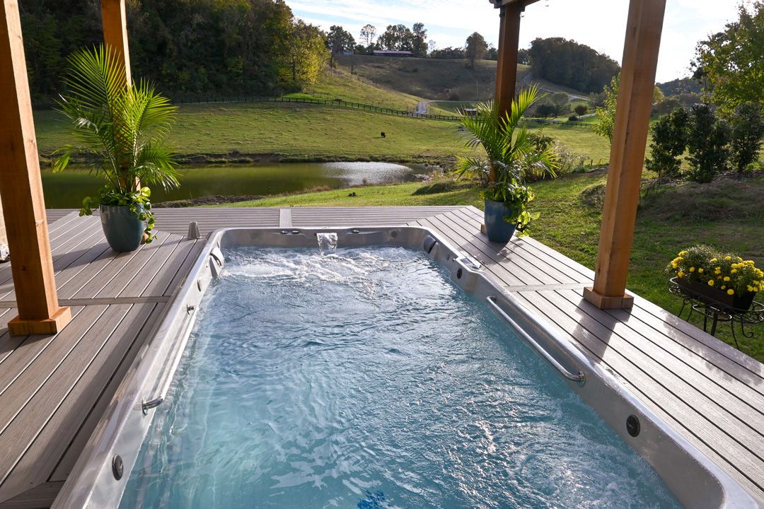 picture of Endless Pools R500 swim spa on a deck in Tennessee