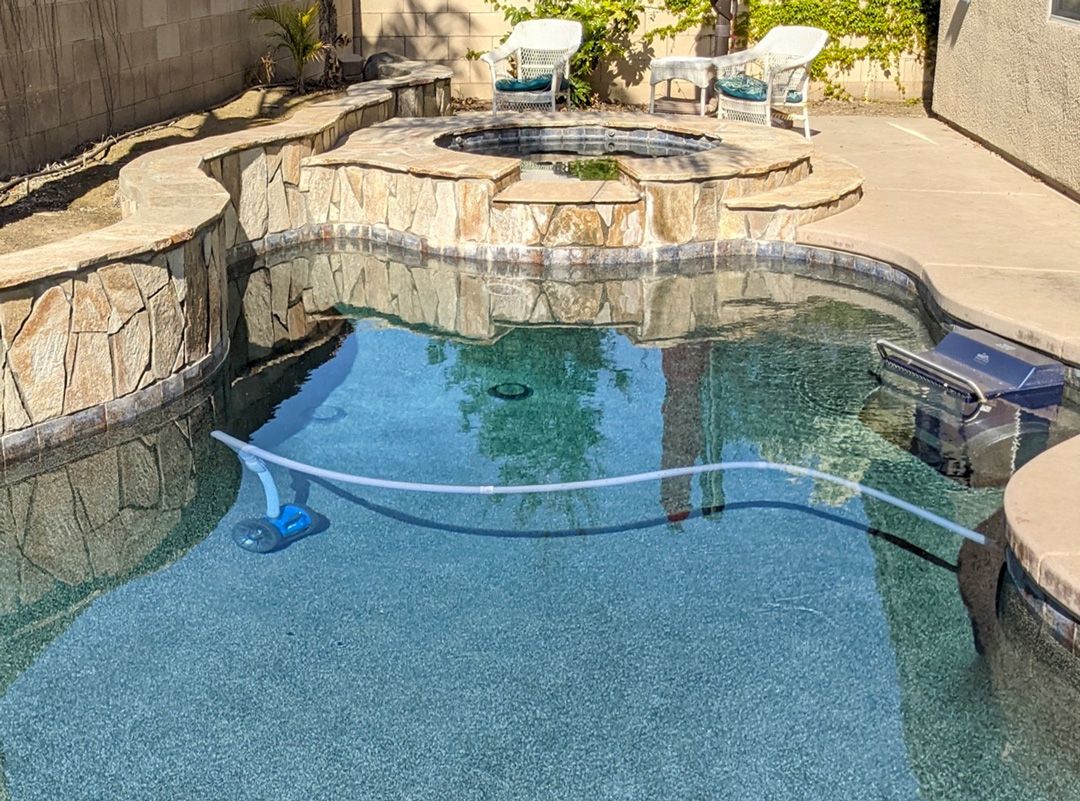 picture of freeform pool with the Endless Pools Fastlane Pro system