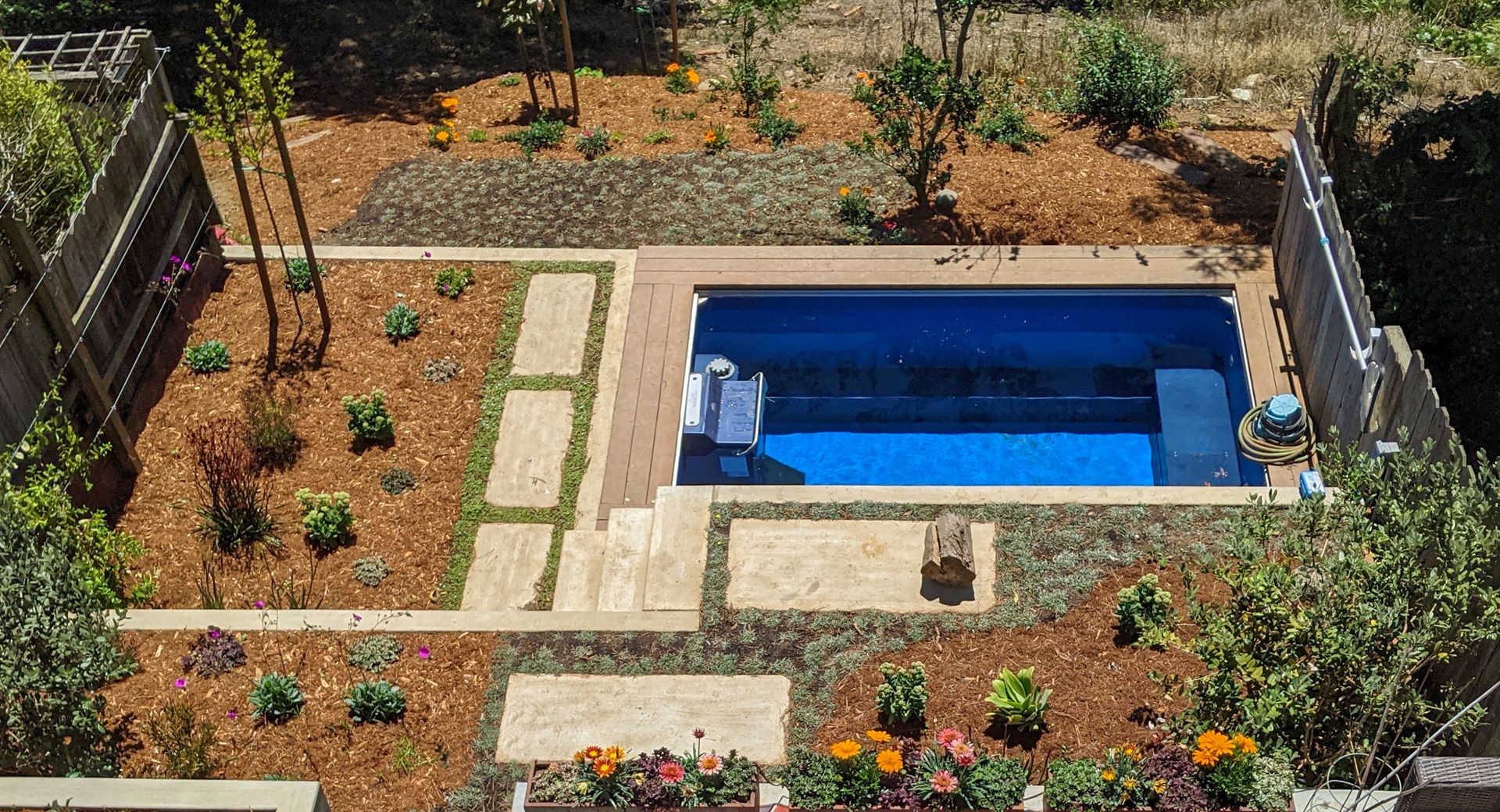 small backyard pool ideas on a budget | small budget pools