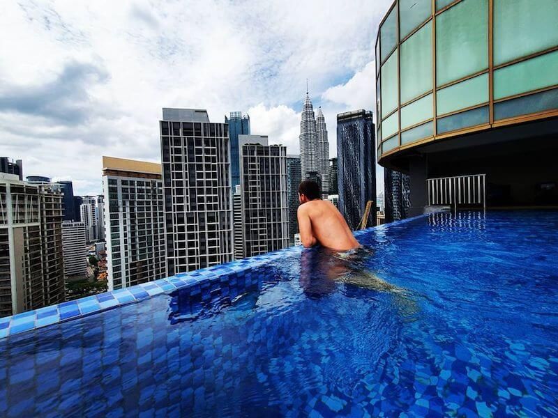 picture of an infinity-edge pool in Kuala Lumpur, Malaysia
