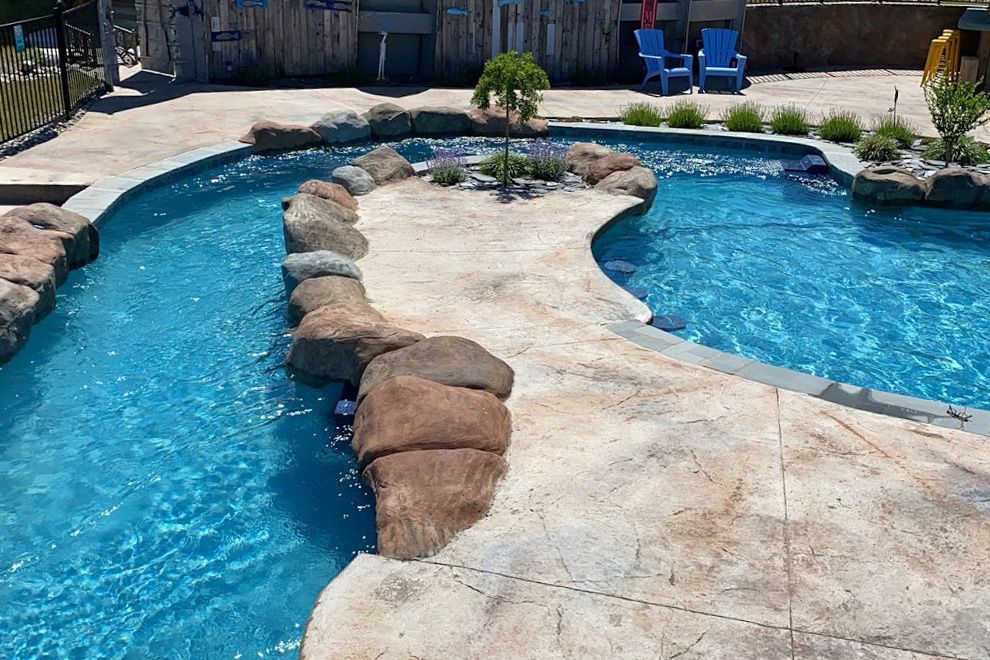 picture of a home lazy river pool powered by Endless Pools