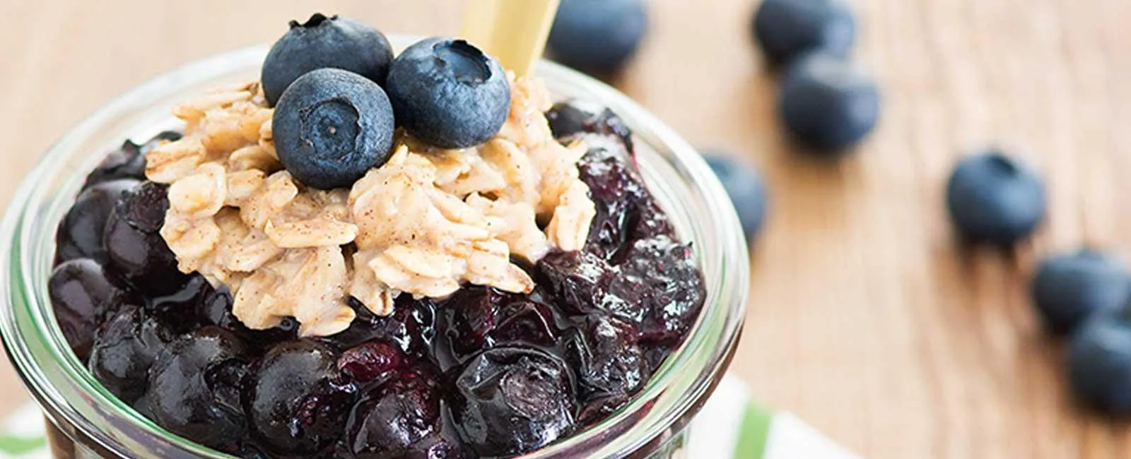Overnight Oats with Grape and Berry Compote 