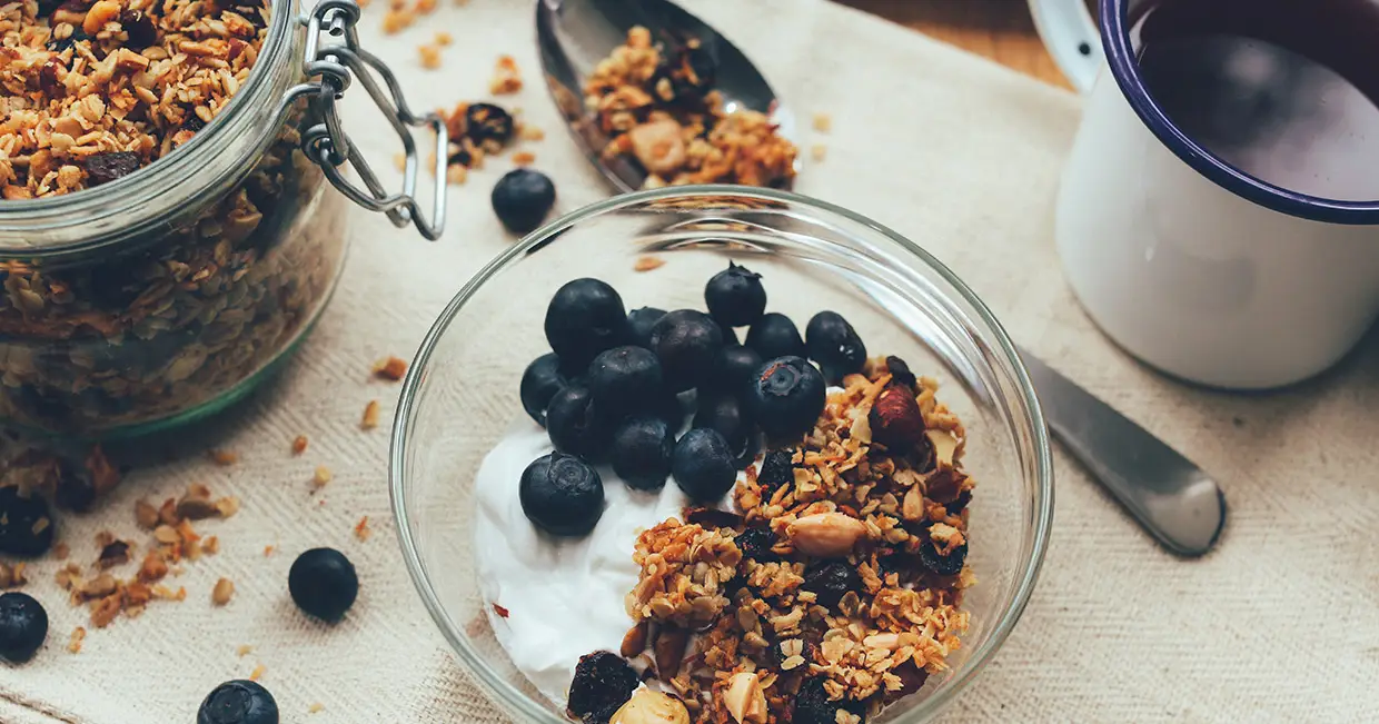 Granola with Fruit