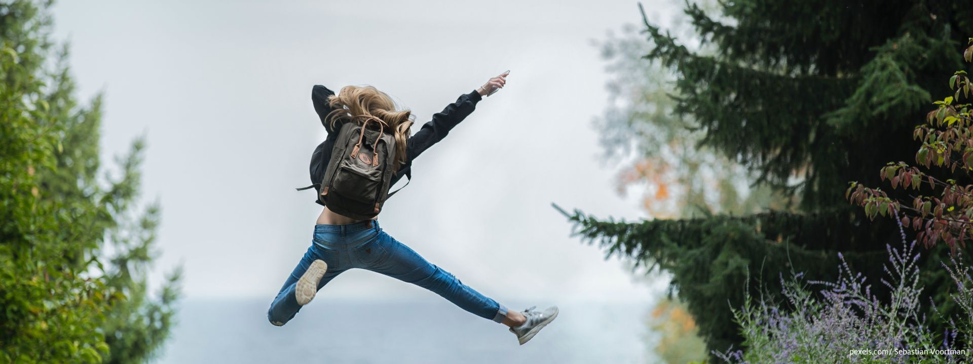 Angelika Ployer begleitet mit Workshops durch den Herbst