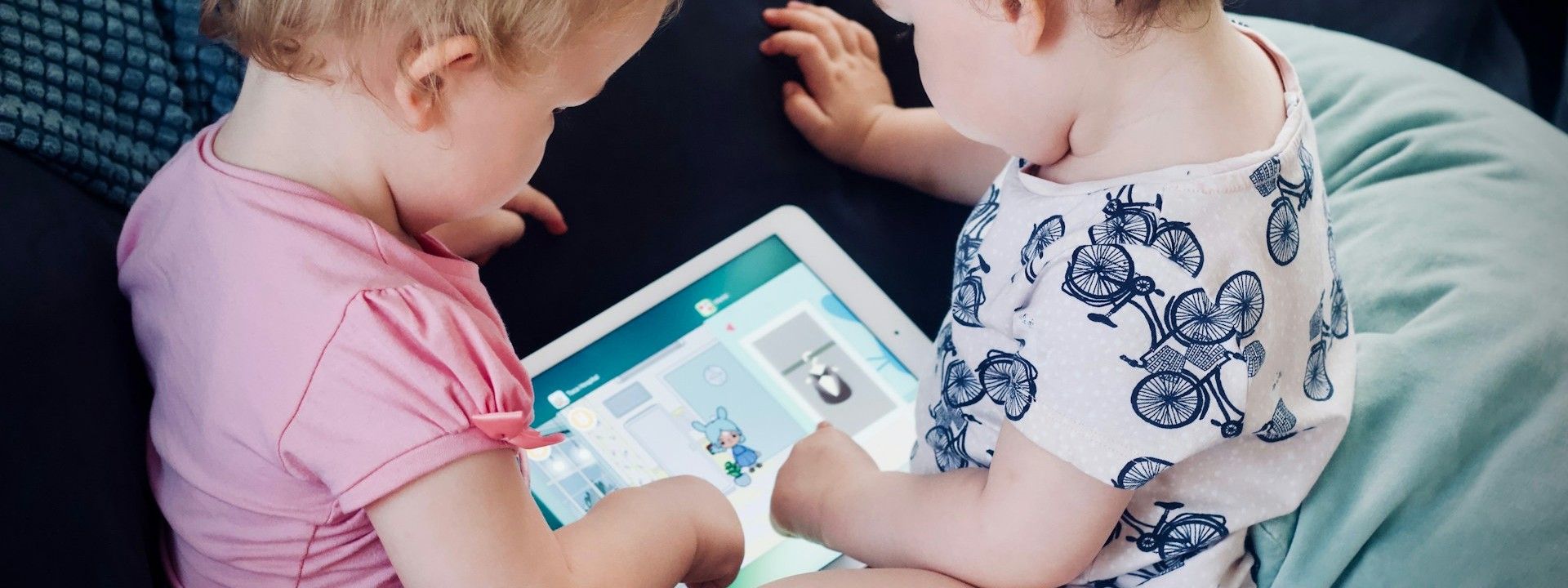 Kinder brauchen Menschen und keine Apps
