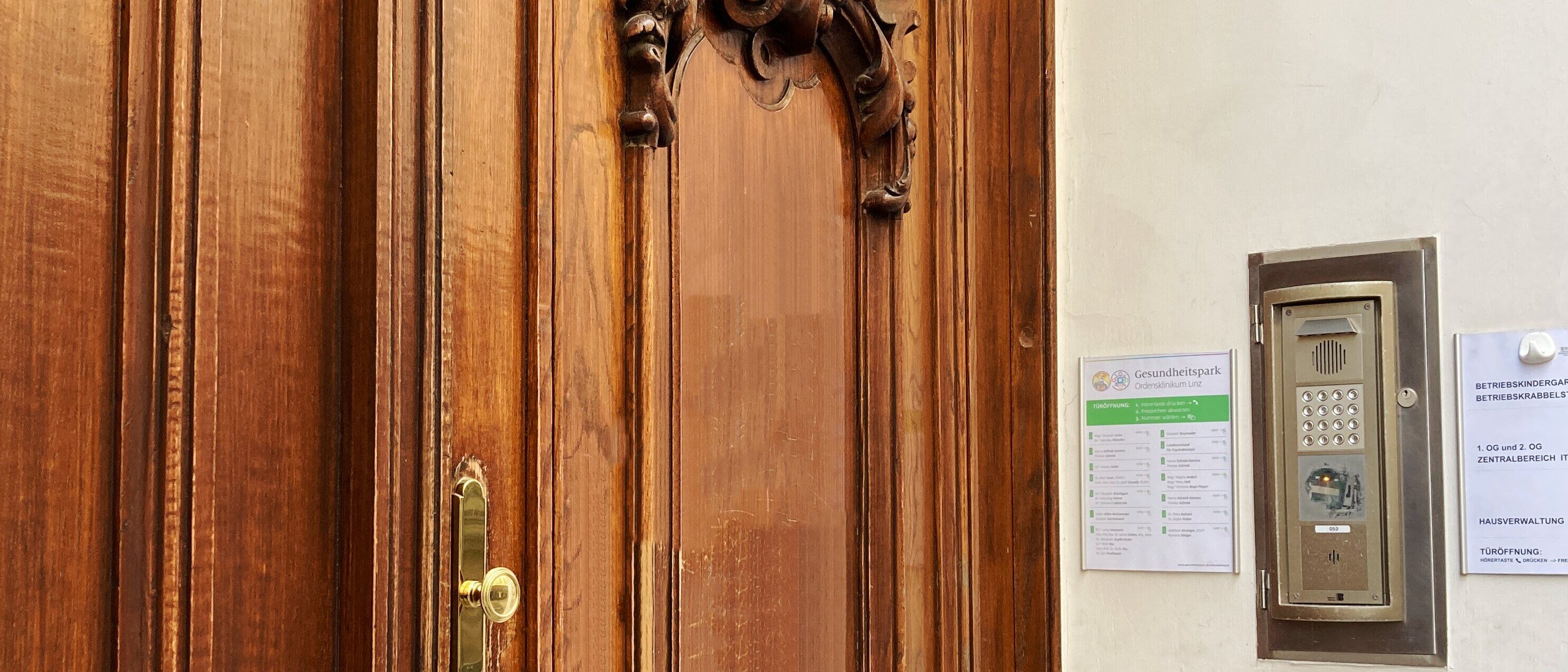 Sicherer Zutritt zu den Standorten Steingasse 4 und Herrenstraße 54